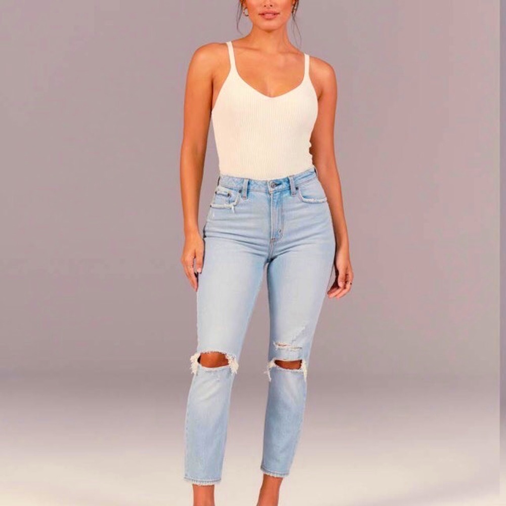 Abercrombie & Fitch Curve Love High Rise Mom Jeans